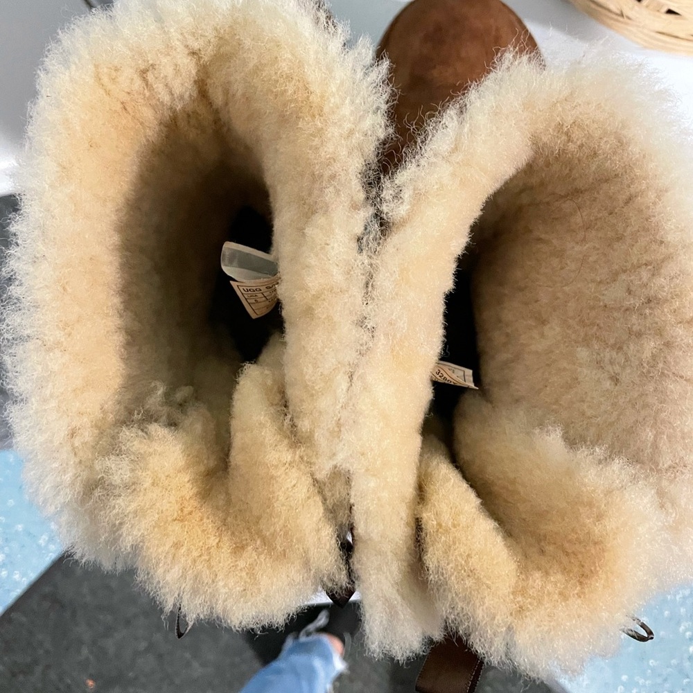 Bailey Bow Ugg’s - image 3